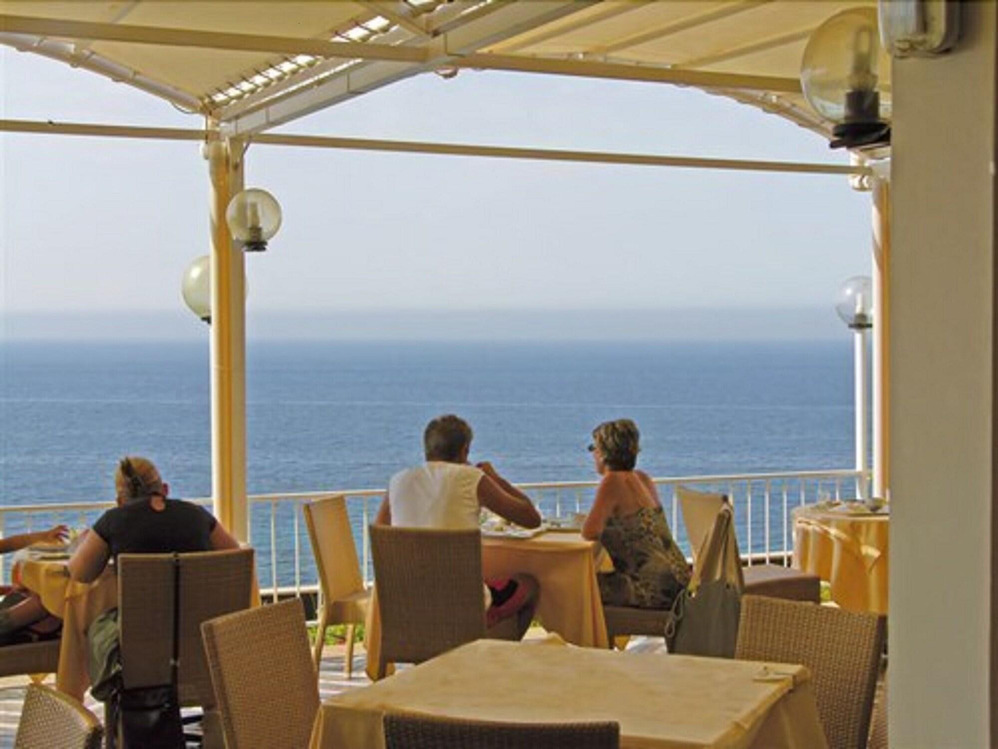 Mangia'S Torre Del Barone Resort Sciacca Eksteriør billede
