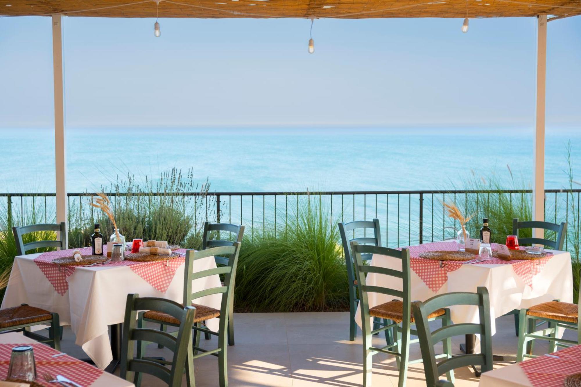 Mangia'S Torre Del Barone Resort Sciacca Eksteriør billede